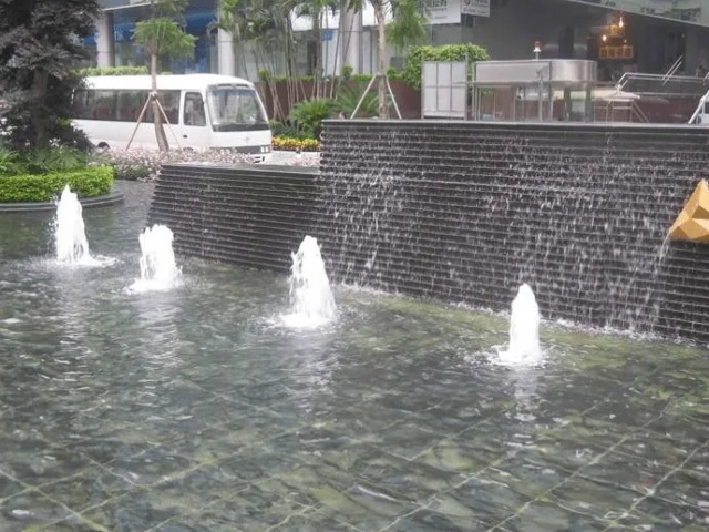 城中城中室内水景喷泉